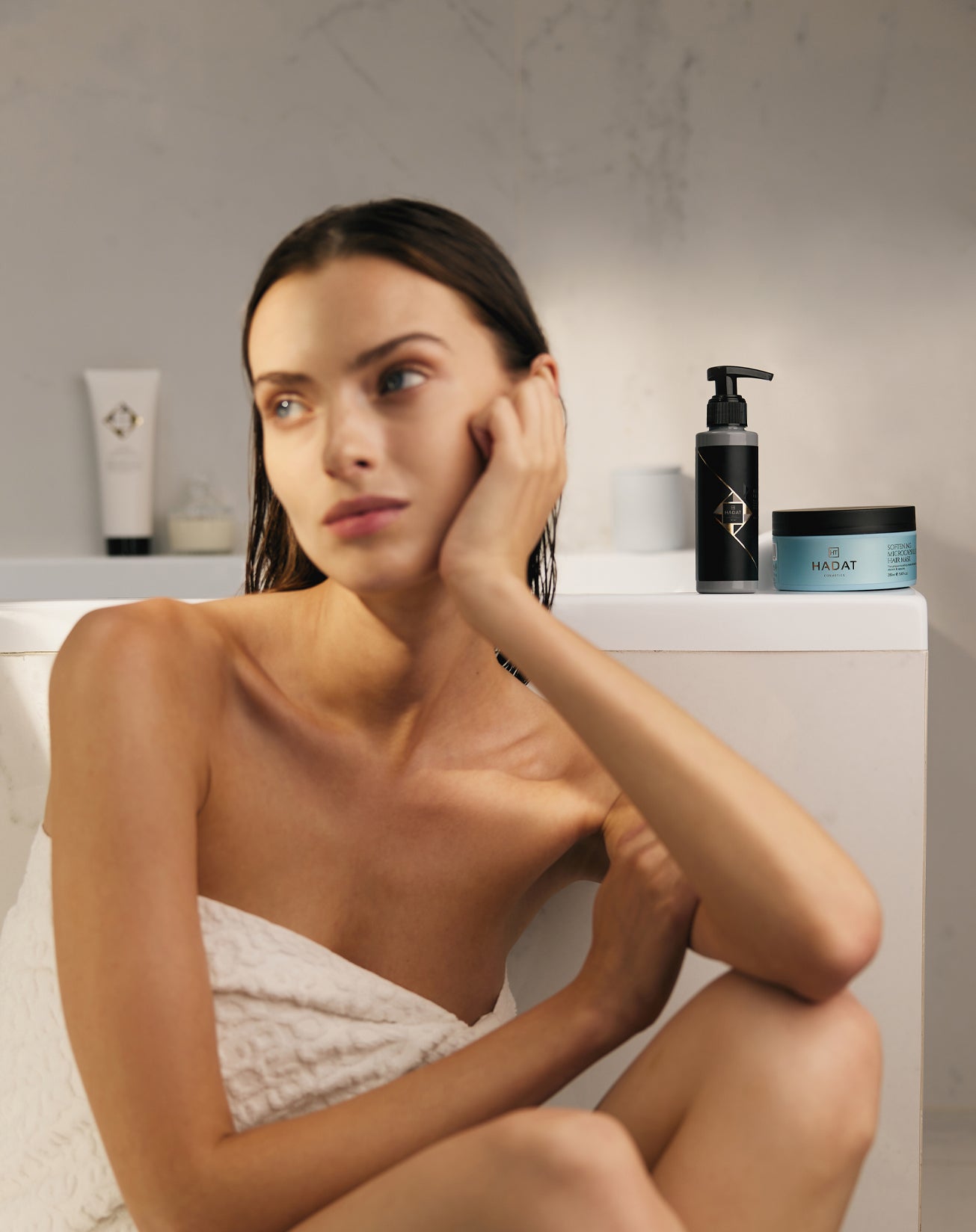 Hadat Cosmetics Softening Microcapsule Hair Mask - Mīkstinoša matu maska ar mikrokapsulām 280 ml