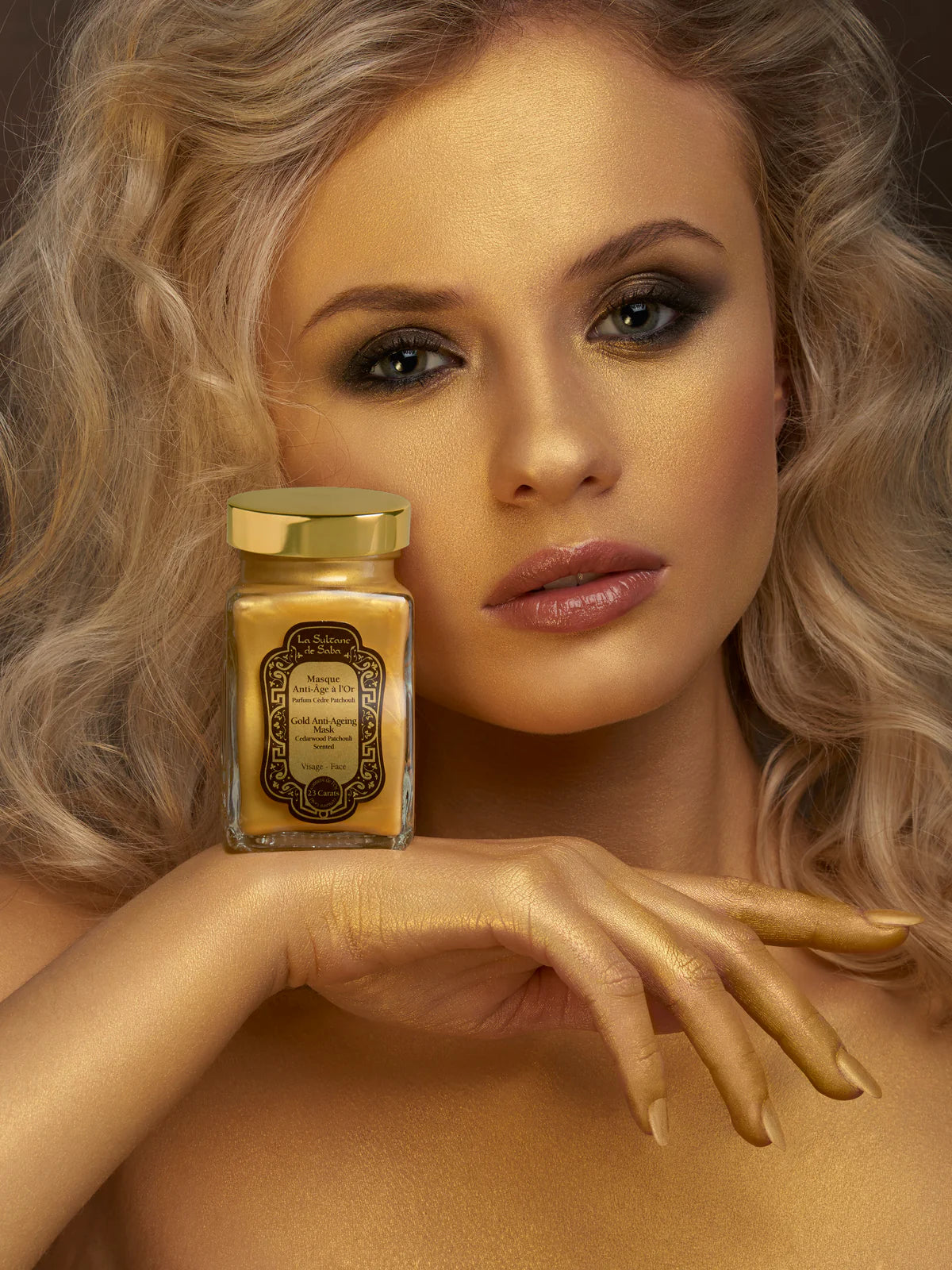 MASQUE SUBLIMANT A L'OR